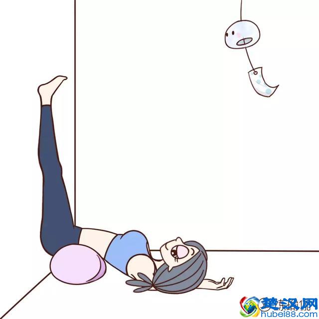 塌腰驼背难变美，脊柱侧弯毁一生，10分钟助矫正塌腰驼背