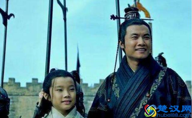 曹操最爱的神童儿子曹冲是怎么死的？因为曹冲的死，他后悔杀华佗