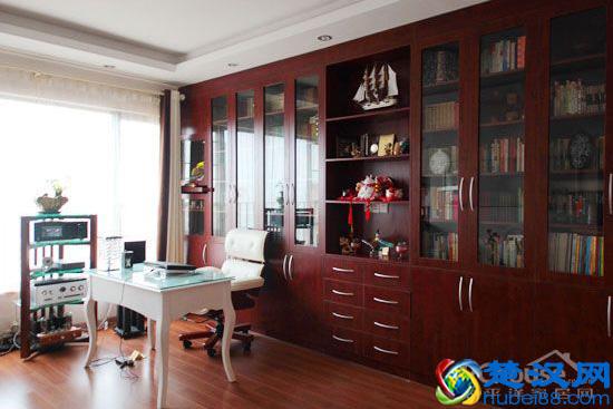 强化复合地板有什么品牌好 强化复合地板怎么挑选