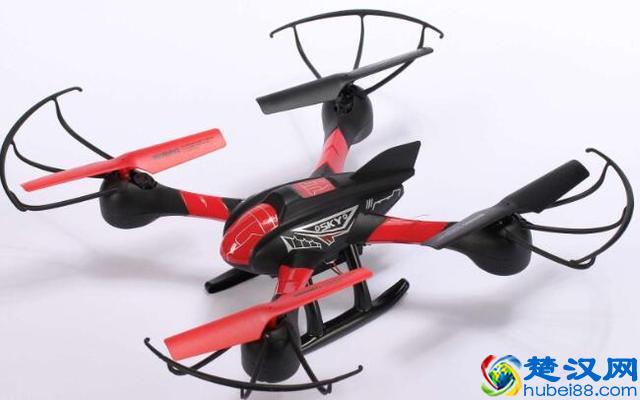 他卖遥控飞机玩出新商机，一月赚5000元