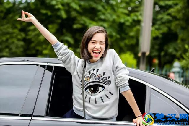 前方注意!今年这5个牌子的卫衣一定要加入购物车