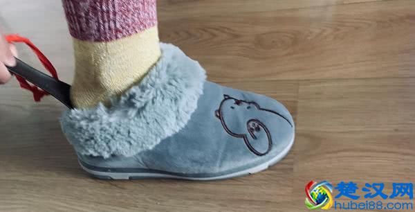 用了五代的“鞋拔子”，你们家有吗？90后孙女：这是啥？