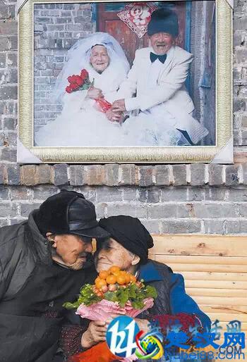 情人节礼物对照表，以后别再问要送什么了！