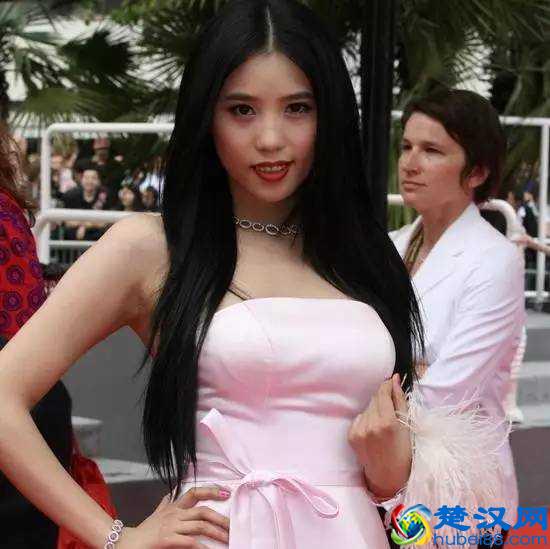 《人鱼帝国》，一部烂尾大片的生与死