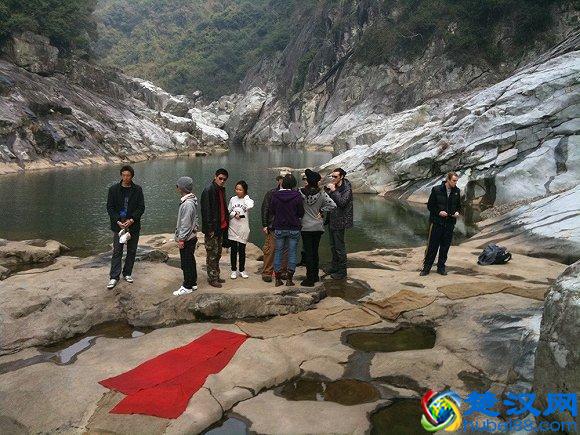 《人鱼帝国》，一部烂尾大片的生与死