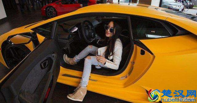 告诉你为什么中国有钱人喜欢炫富，大多都是暴发户