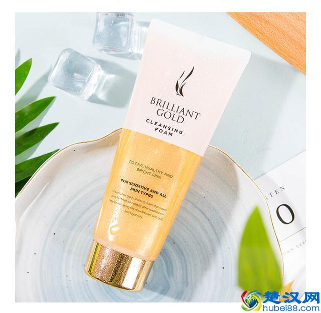 适合干性皮肤的平价的洗面奶推荐:洗完超级滋润肌肤太适合干皮了