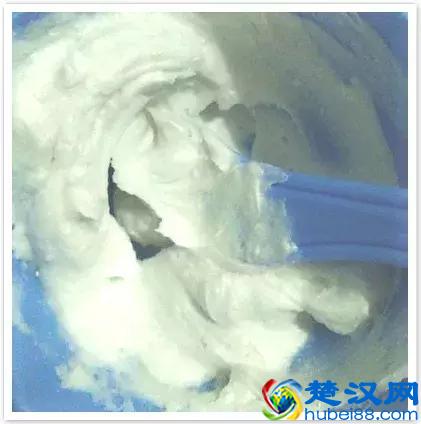 同仁堂出的护肤品，说它在美白祛痘印上碾压SKII，不过分吧！