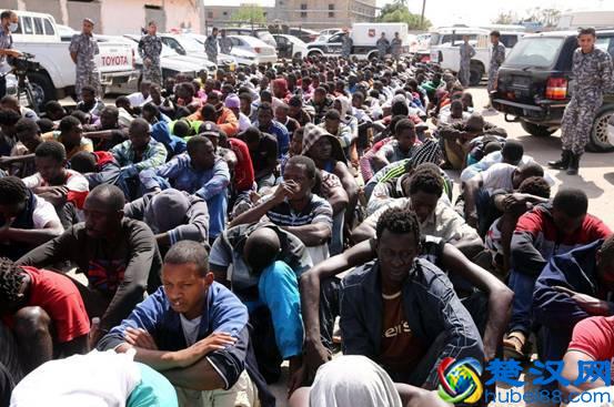 卡扎菲已经去世六年，如今利比亚什么情况？当初为何会推翻他