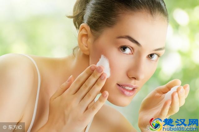 盐水洗脸有这个好处，但不注意这三点，效果会大打折扣