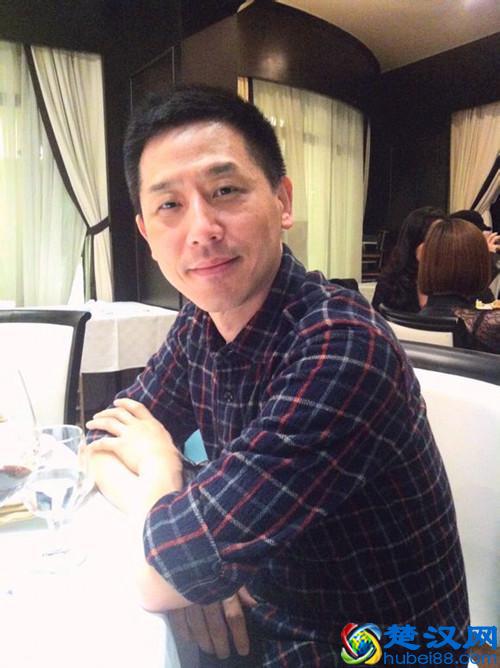 张国荣去世的时候有多轰动，最伤心的不是哥哥家人，而是唐先生