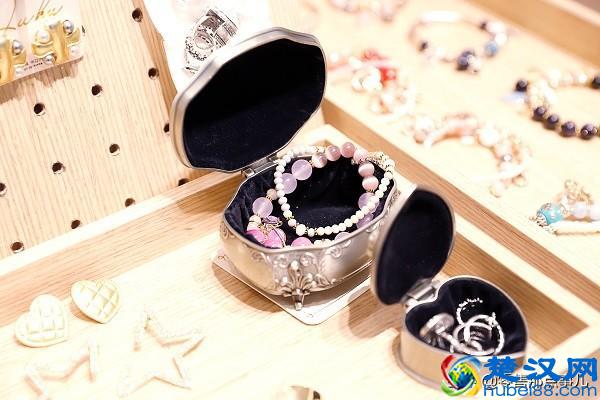 单纯卖内衣不赚钱了？歌瑞尔在广州开起了花艺家居集合馆