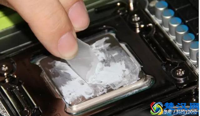 电脑主机CPU导热硅脂的正确涂抹方法