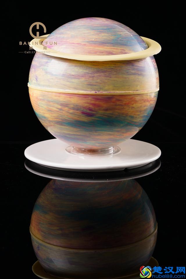 最近挺流行的一款星球网红蛋糕，大家喜欢嘛？