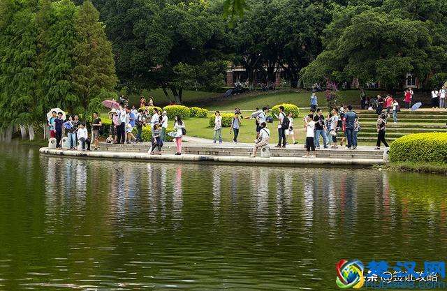 2019年五一劳动节假期，厦门大学如何限制游客参观