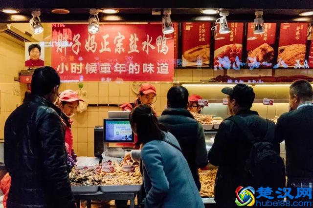 重庆解放碑这么多小吃，到底哪些值得一吃？