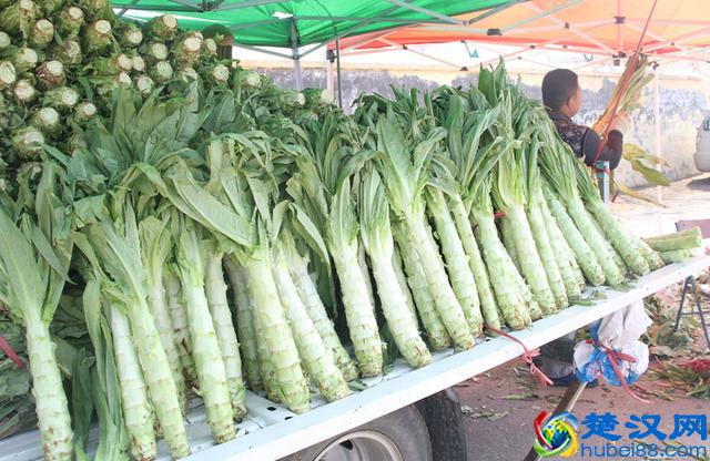 农村集市上不起眼却很赚钱的5种生意，有的日赚二三百