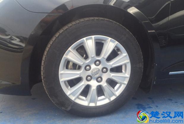 2010款君越,大家看看值多钱?