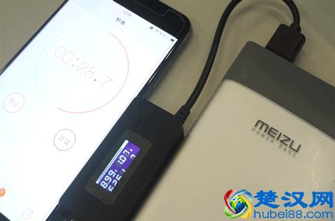 教你选快充移动电源:普通的与快充充电宝差距有多大?