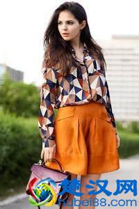 橙色搭配什么颜色好？