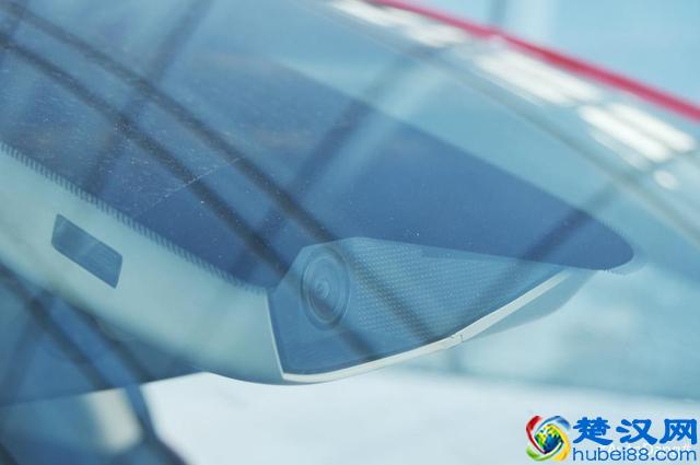 敢为人先的SUV AutoDang汽车档试驾吉利帝豪GS