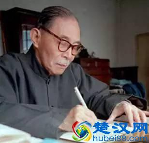 “政治面貌”那一栏，你知道“无党派人士”和“群众”的正确填法吗？