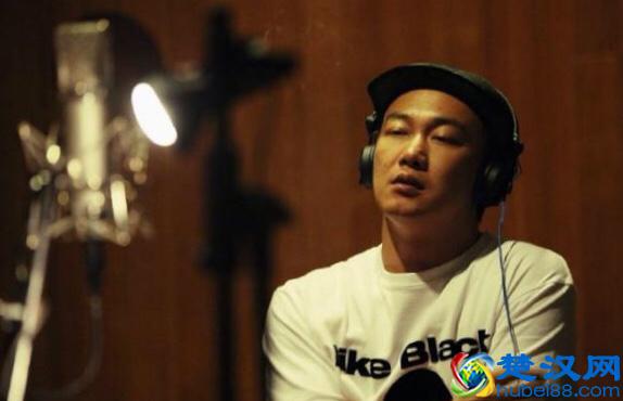 五音不全的人去KTV必点的五首歌，你中了几个？全中的请举手！