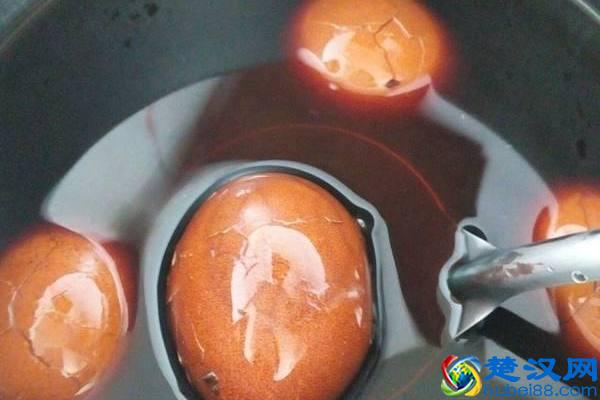 做茶叶蛋时，用什么茶叶最好？很多人搞错，难怪鸡蛋有苦味