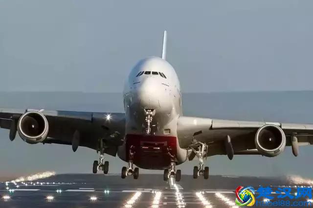 空客A380飞一次能赚多少钱？