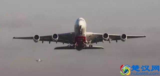 空客A380飞一次能赚多少钱？