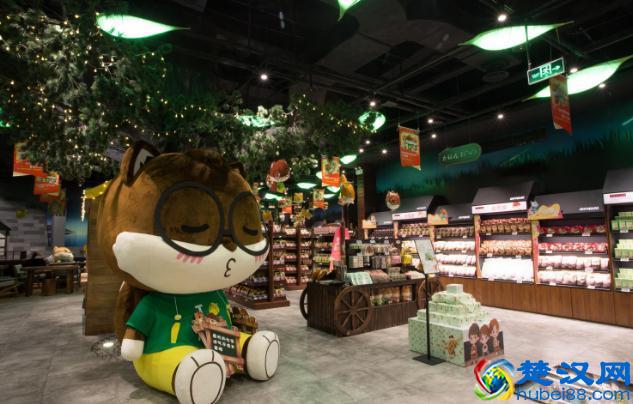 一颗坚果五个人,他创办坚果电商品牌获资本青睐