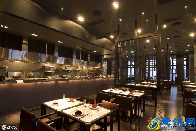 商业“遍地开花”！社区商铺适合开什么实体店？业态定位很重要