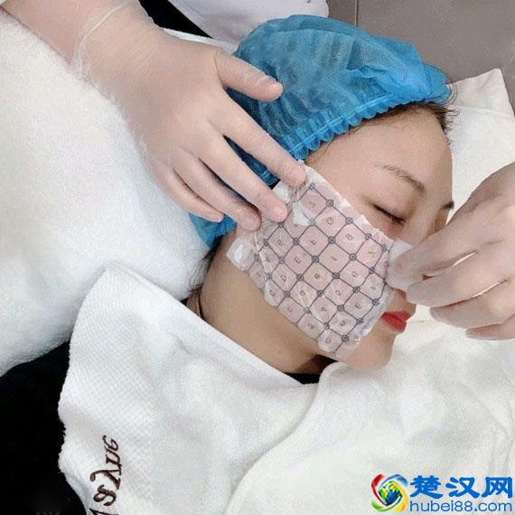 12款安耐晒防晒霜你选对了吗？这里有一份详细的安耐晒选购指南