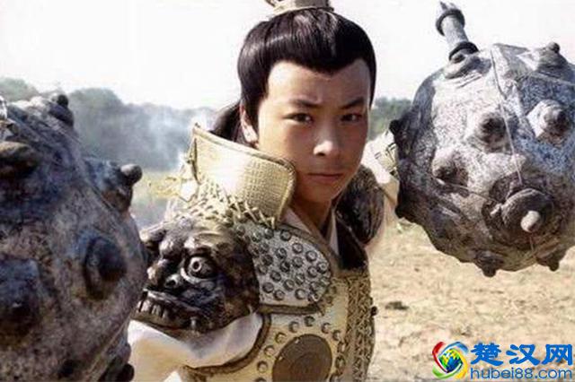 快递员私拆女客户包裹！内衣还发朋友圈！顺丰：绝不姑息