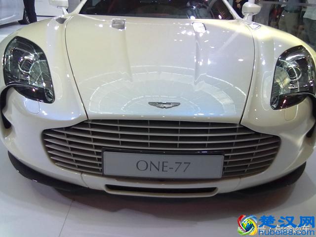 柯尼塞格自行车，售价超过百万，比一般的宝马730还要贵