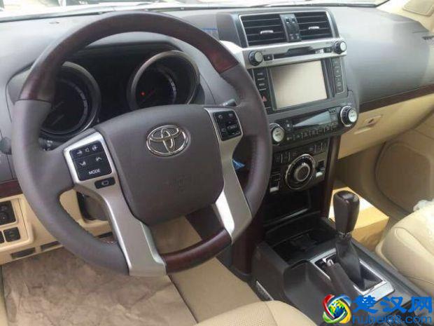 丰田普拉多霸道4000多少钱 霸道4.0动力十足越野大佬