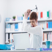 电脑卡顿怎么办？电脑卡顿解决方法