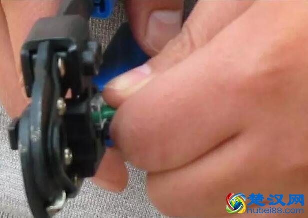 五分钟学会如何制作网线水晶头+网线插座面板（图解）