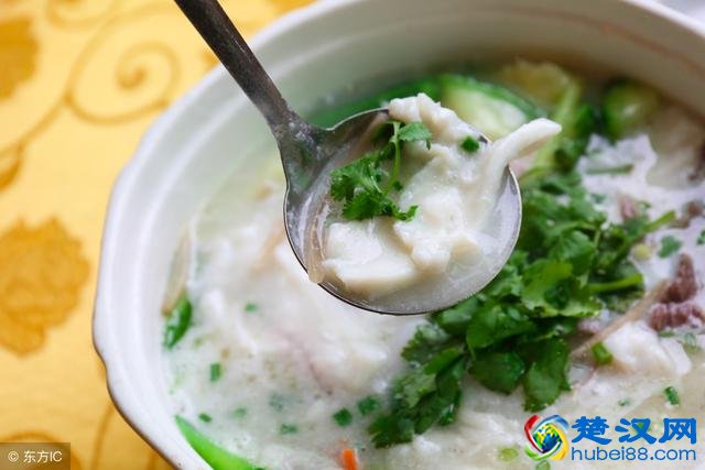 肚子疼吃什么好？这三种食物吃了可缓解肚子疼，值得尝试