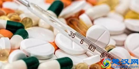  宝宝发烧怎么办，物理降温的方法！