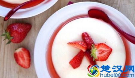  慕斯蛋糕的做法，教你最简单的方法做美食！