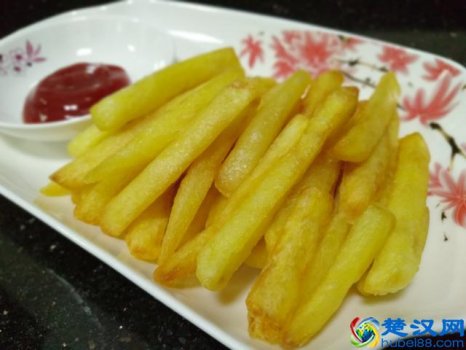  自制薯条为什么要冷冻才会脆，又香又脆好吃美味！