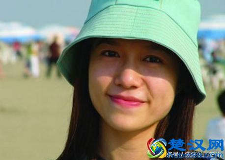  翁帆为什么嫁给杨振宁，翁帆资料和简历！