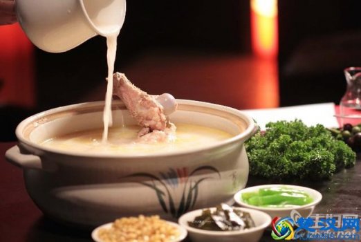  煲汤用什么锅好，推荐最适合的煲汤锅！