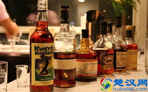  朗姆酒怎么喝，推荐几种朗姆酒的喝法！