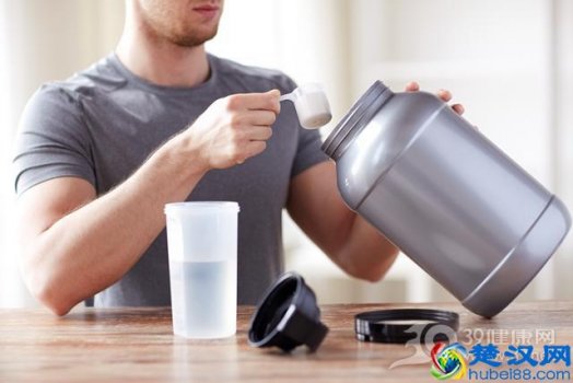  蛋白粉怎么吃，蛋白粉的副作用有哪些！