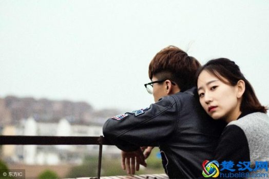 我今年30岁了,还没等到执子之手与子偕老的那个人