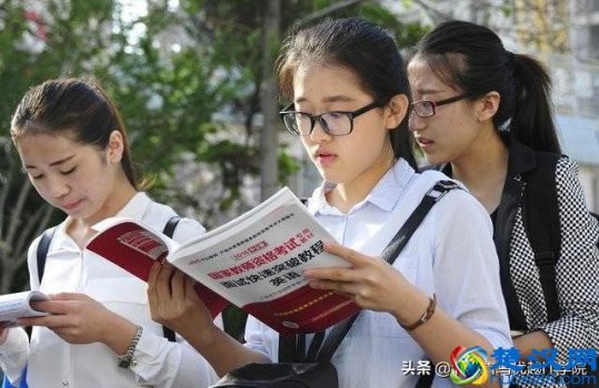  女孩子应该做点什么好（女生最适合的工作有哪些）