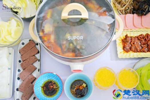  夏天在家做什么火锅好吃（教几款让大家咽口水的火锅）