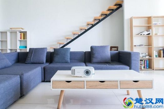  家用投影仪报价（家用投影仪哪个牌子好）